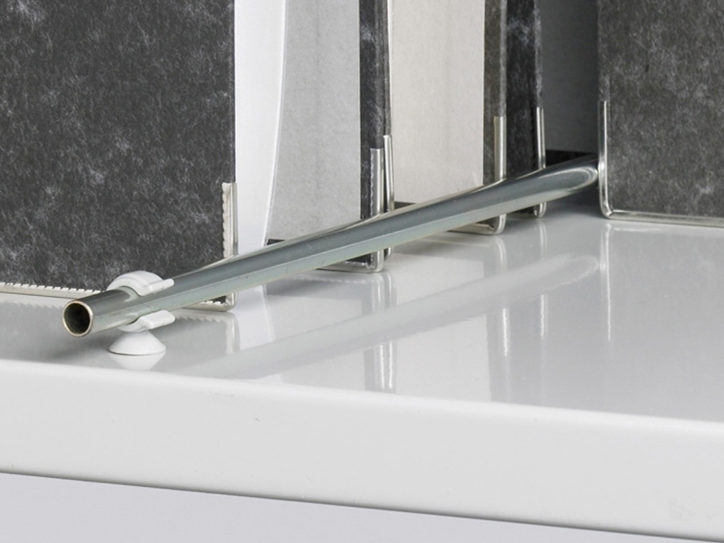 fachboden_mittelanschlag_aktenregale_bueroregale